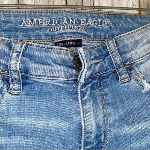American Eagle Super Stretch X Light Wash Distressed Jeggings - Picture 6 of 10